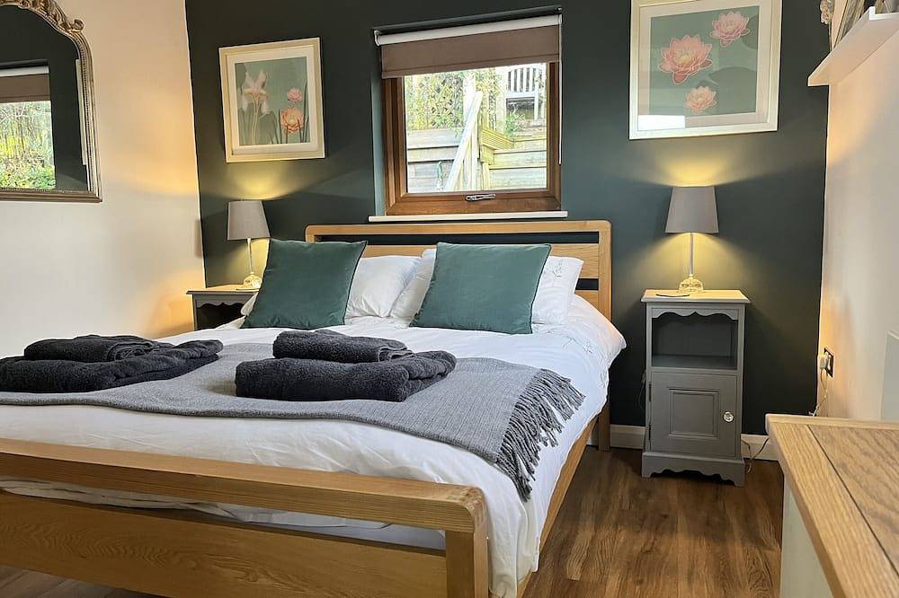 Wellinghill Lodge, Cheltenham in Cheltenham, Gloucestershire