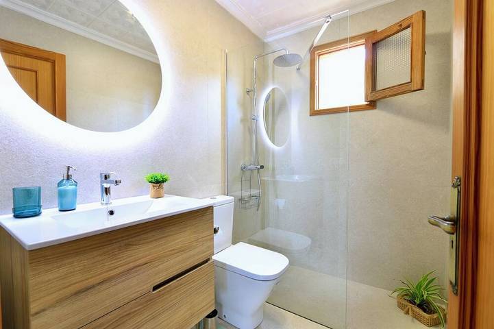 Zona residencial tranquila, playa 300m, piscina, cocina rústica, ideal familias in Sa Coma, San Lorenzo de Cardessar