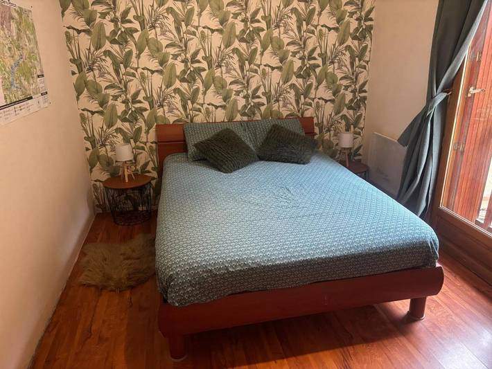 Chambre d’hôte pour 3 personnes, avec jardin et vue sur le lac ainsi que terrasse et vue, animaux acceptés dans Lac de Serre-Ponçon - 2