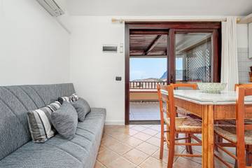 Agriturismo per 3 Persone in Baia Caddinas, Golfo Aranci, Foto 2