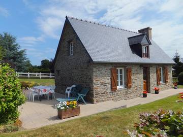 Gîte pour 6 personnes, avec jardin et terrasse dans le Calvados