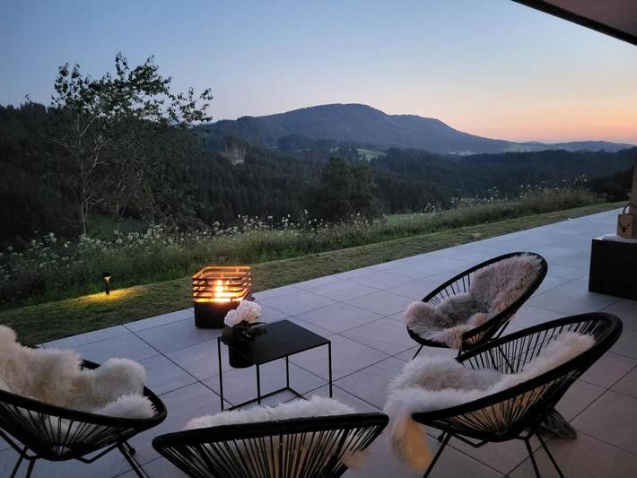 Ferienwohnung für 6 Personen, mit Terrasse und Sauna sowie Ausblick in Weitnau