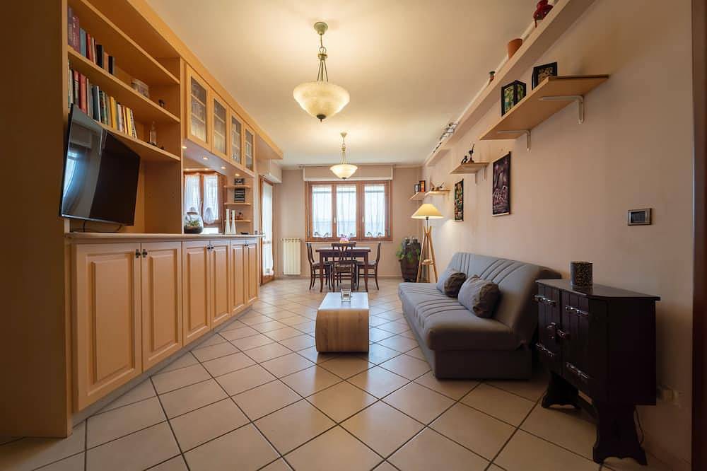 Entire apartment, Aurelia House - Elegance and comfort in Alghero, Sassari Province