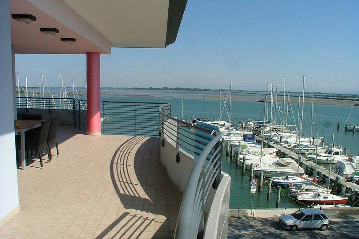 Holiday apartment for 6 people, with balcony - 1