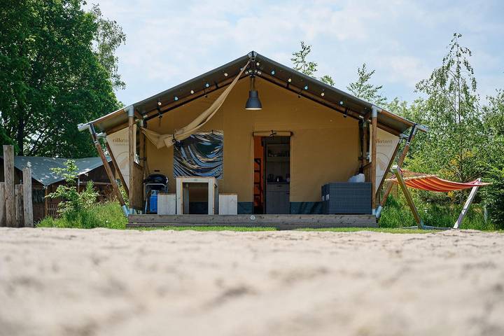 Villa für 6 Personen, mit Terrasse und Balkon/Terrasse - 1