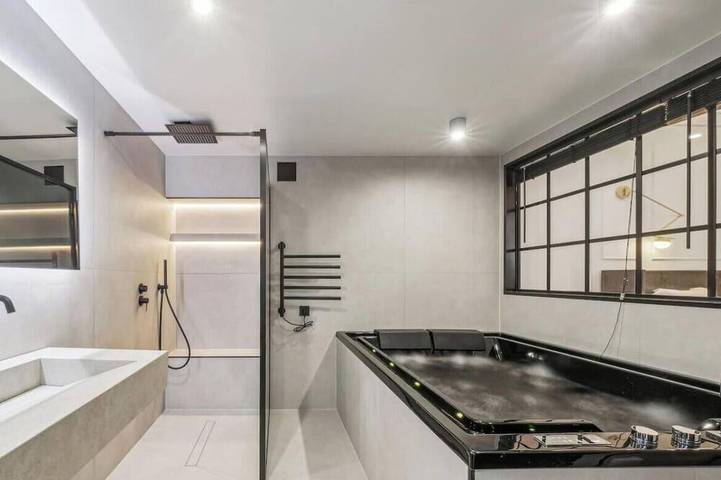 Ganze Wohnung, Kaza Bella – Paris Brancion | House with Jacuzzi in Malakoff, Hauts-de-Seine