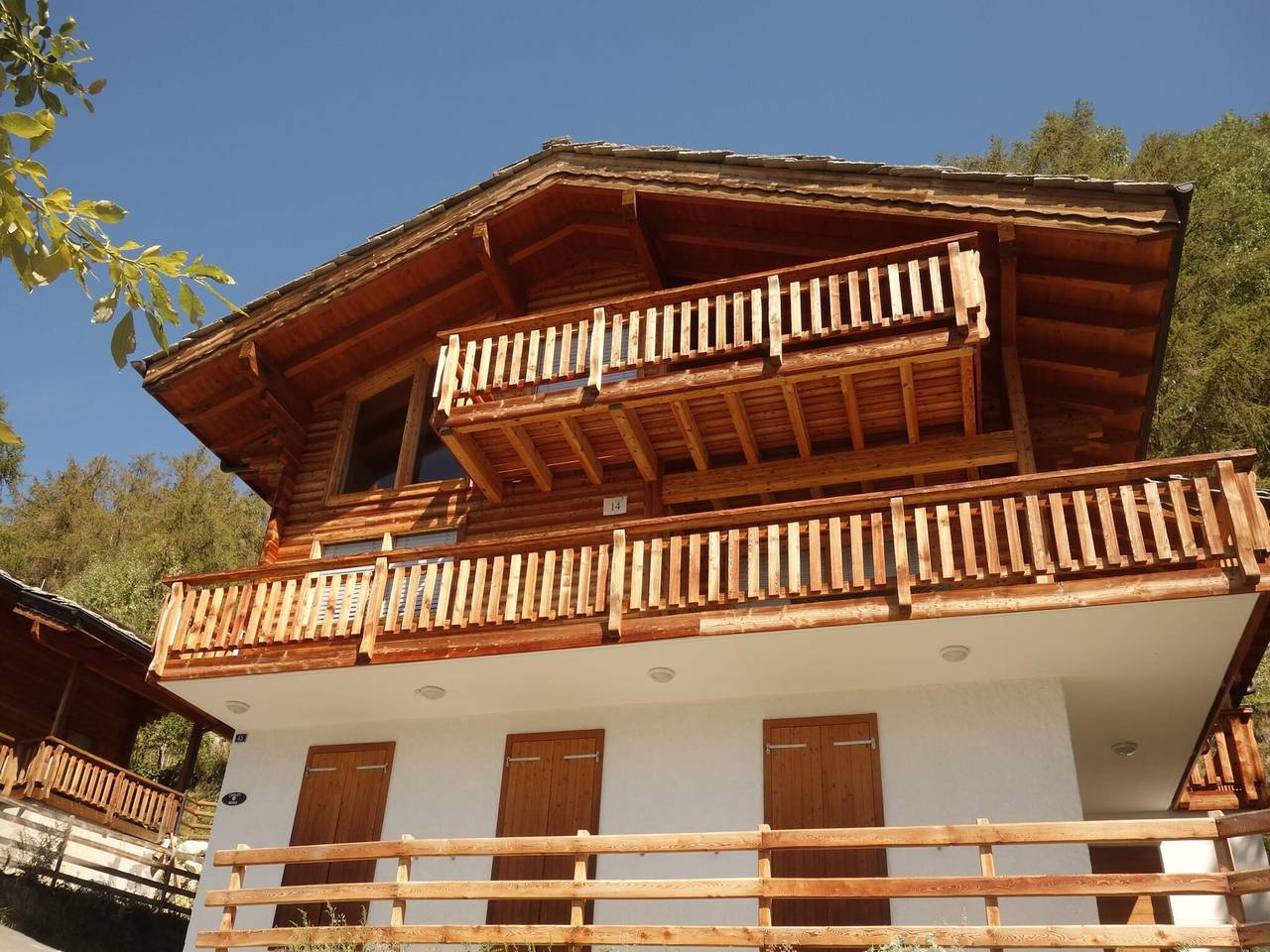 Casa Rural Con Piscina para 12 Personas en Nendaz, Western Alps