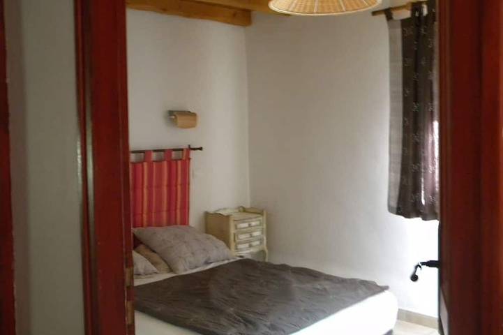 Gîte pour 4 personnes, avec piscine ainsi que terrasse et jardin dans le Gard - 3