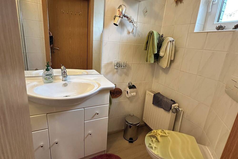 Ganze Wohnung, Die Feriekalendernwohnung ist für 2-4 Personen in einer ruhigen Umgebung in Südharz, Harzvorland