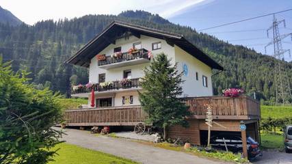 Maison d’hôte pour 2 personnes, avec vue ainsi que jardin et balcon à Bichlbach