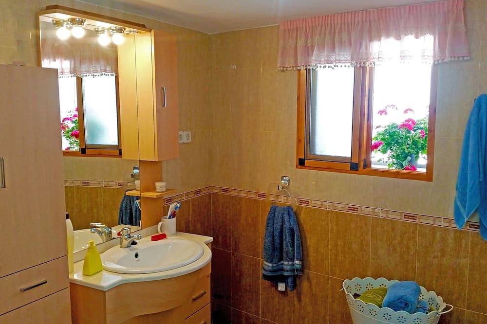 Classic Andalusian Villa, Surrounded By Orange Trees, Fountains. Private Pool. in Órgiva, Granada Provinz