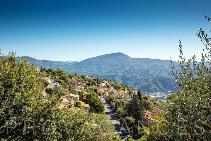 Location de vacances pour 6 personnes, avec piscine et jardin à Gattières - 2
