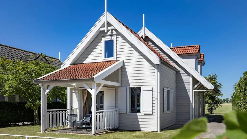 Ferienhaus für 6 Personen, mit Garten und Pool in Bruinisse