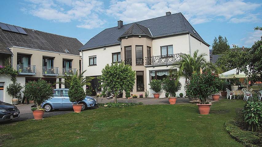 Ferienwohnung für 2 Personen, mit Terrasse und Garten in Nittel