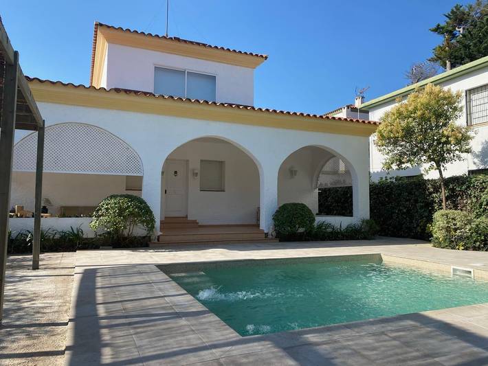 Apartamento para 8 personas, con Balcón/Terraza y Piscina en Vendrell