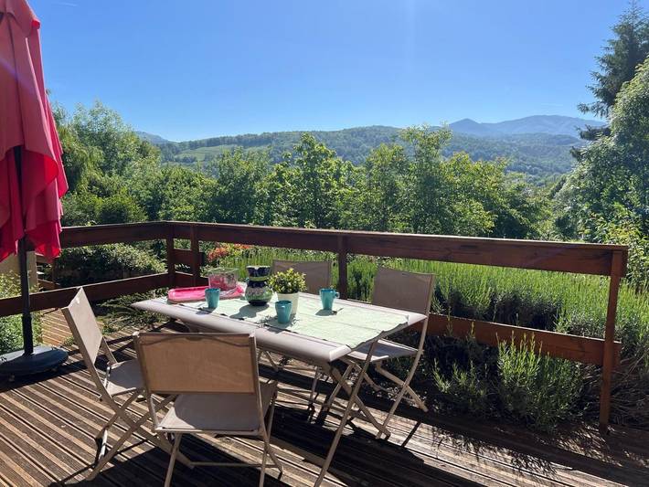 Location de vacances pour 4 personnes, avec jardin et vue à Seix - 2