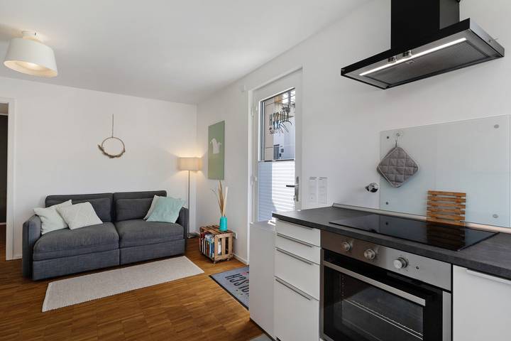 Ganze Wohnung, Ferienwohnung 'Marie' mit Bergblick, privater Terrasse und Wi-Fi in Stadt Offenburg, Durbach
