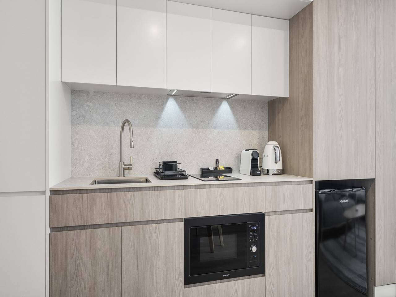 Entire studio, Chic Studio Stay Near Cafés and Coastline in North Fremantle, Perth