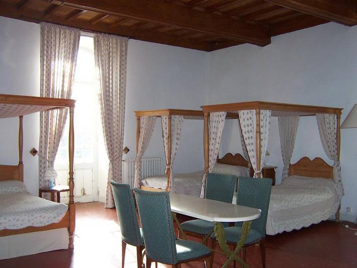 Location de vacances pour 15 personnes, avec vue ainsi que balcon et piscine à Trausse - 2