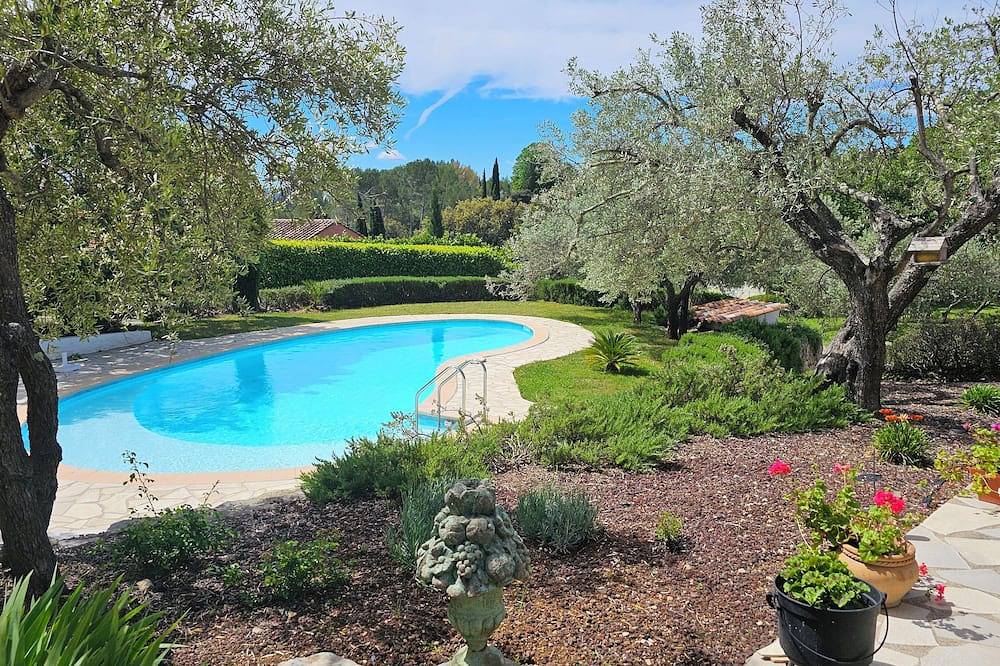 Villa pour 6 Personnes dans Lorgues, Région de Draguignan