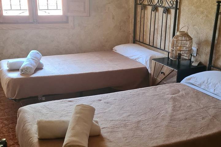 Location de vacances pour 10 personnes dans Tolosa (Alcala del Jucar) - 2