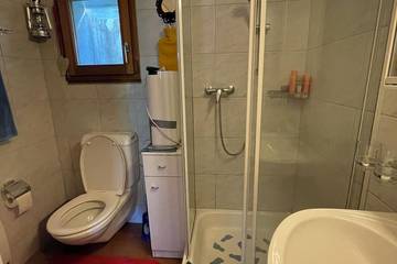 Log Cabin for 2 People in Gordola, Ticino, Photo 3