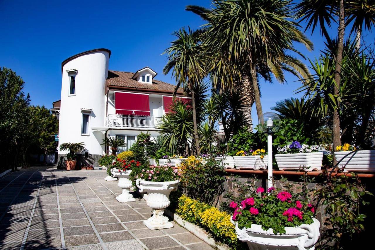 Hotel Ibisco Suites & Relax in Campi Flegrei, Pozzuoli