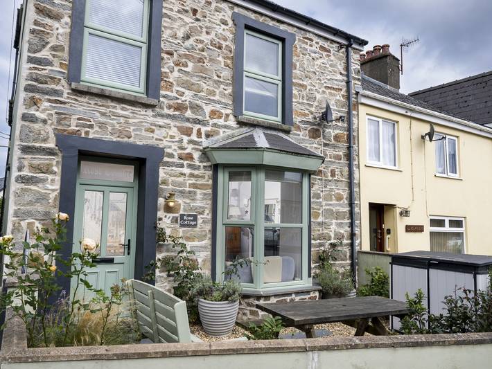 Cottage for 8 people, with Garden in St Dogmaels