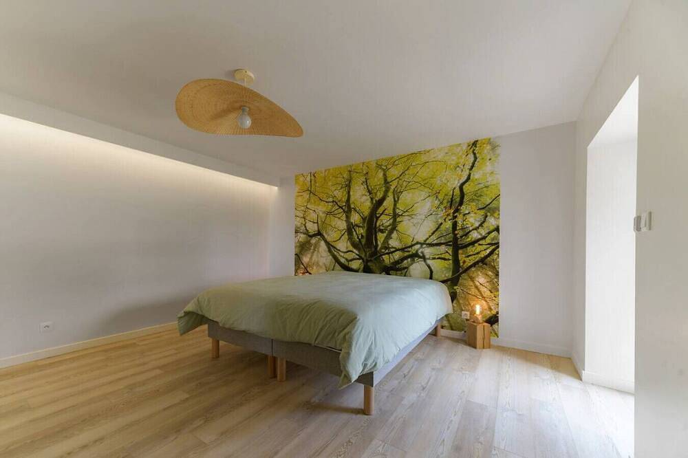 Apartamento entero, Le Grand Penaud - Large air-conditioned designer duplex apartment in Saulcet, Allier (desambiguación)