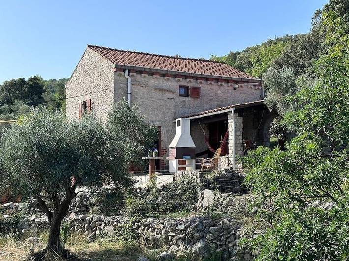 Ferienhaus für 6 Personen, mit Terrasse und Garten