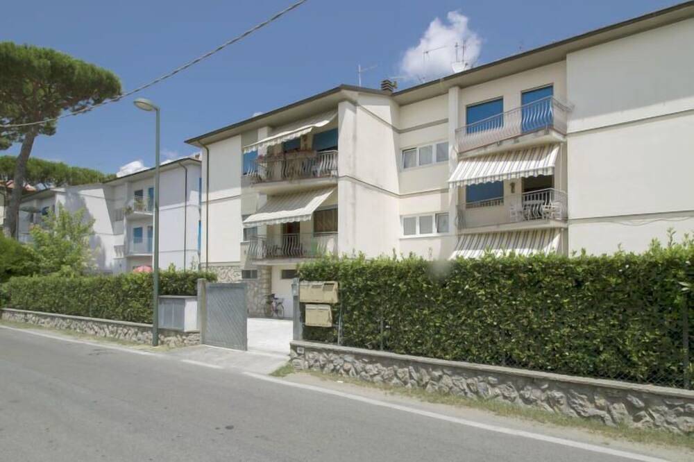 Apartamento entero, Il Litorale by Interhome in Forte dei Marmi, Costa de la Maremma