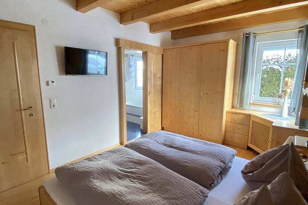 Ganze Wohnung, Alpenapartment Bramberg, Hannes Mayer - Appartement/Fewo, Dusche und Bad, Wc, 2 in Bramberg am Wildkogel, Pinzgau