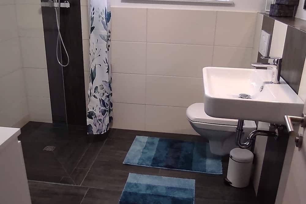 Ganze Wohnung, Gemütliche Ferienwohnung in Lohfelden Landkreis Kassel in Lohfelden, Hessisches Bergland