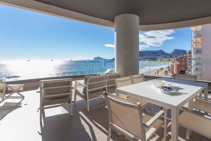 Apartamento de vacaciones para 4 personas, con piscina además de balcón y jardín, Se admiten mascotas en Comunidad Valenciana