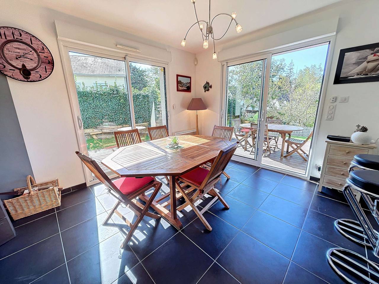 Maison calme, proche tennis, 3 chambres, terrasse, Wi-Fi, parking in Jullouville, Côte de la Déroute