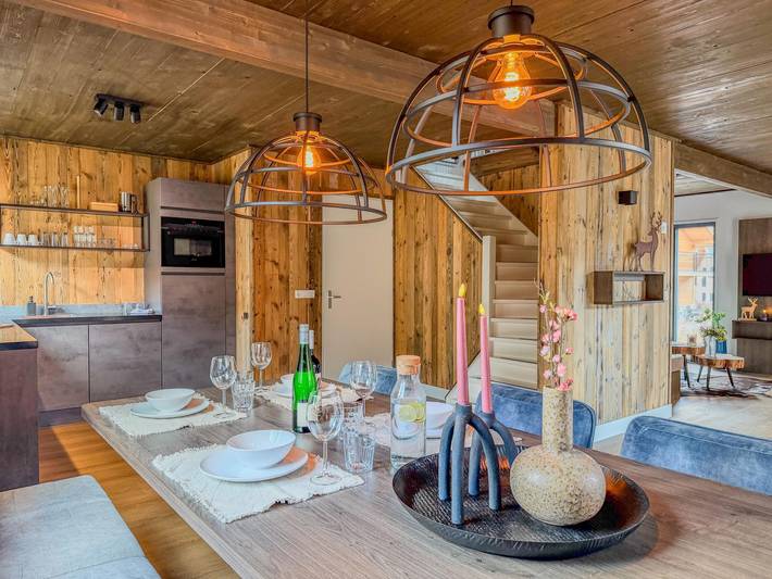 Chalet an einem See mit herrlichem Bergblick in Afritz am See, Villach-Land