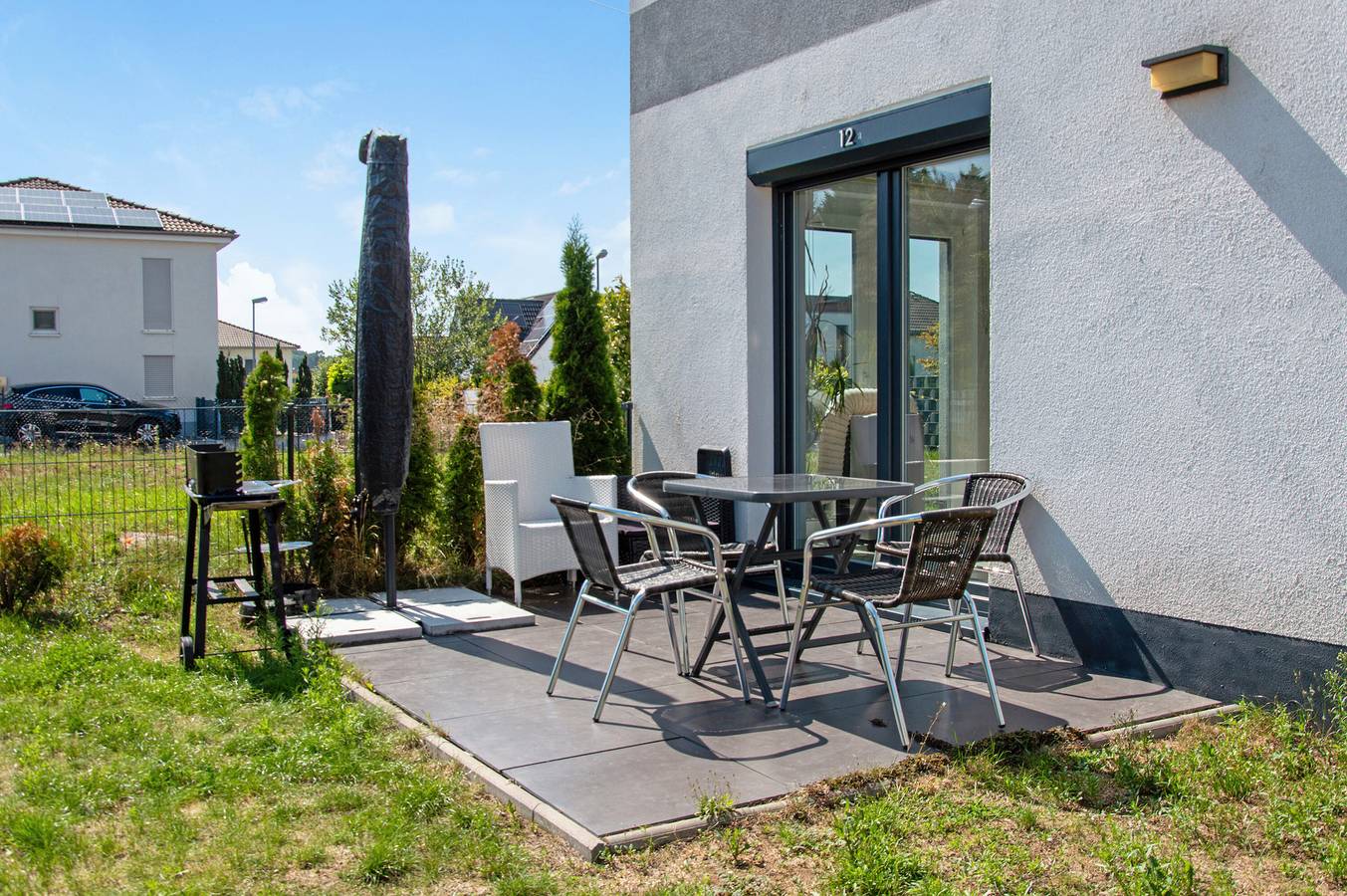 Luxusvilla Neubau mit Garten, Terrasse, Klimaanlage und Wlan in Oberasbach, Franken