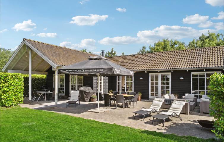 Ferienhaus für 8 Personen, mit Sauna und Garten sowie Whirlpool und Terrasse, mit Haustier auf Seeland - 2