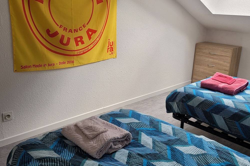 Entire apartment, Appartement T3 de 60 m² au Cœur du Haut-jura in Morez, Parc naturel régional du Haut-Jura