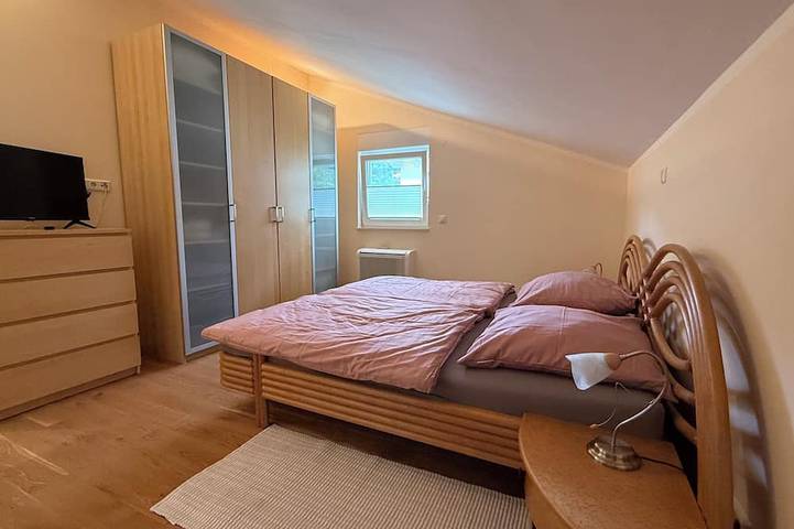 Ganze Wohnung, Krk Wasserfälle, Sonne, Strand und Meer genießen: Domizil Sunce Krka Studio in Skradin, Šibenik-Knin