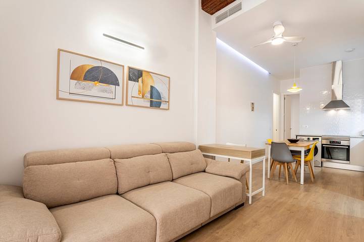 Apartamento entero, Guestready - Piso Luminoso Centro de Valencia in Valencia City Centre, Valencia