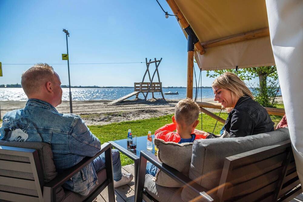 Glamping tent Luxury 6 in Veluwemeer