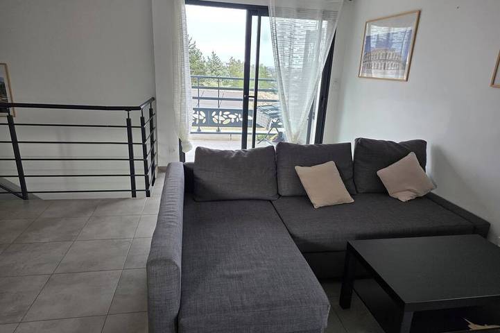 Appartement entier, La Guariguette, La mer, Le Pont du Gard, la Camargue à 25mn & Piscine Privatisée in Milhaud, Région de Nîmes