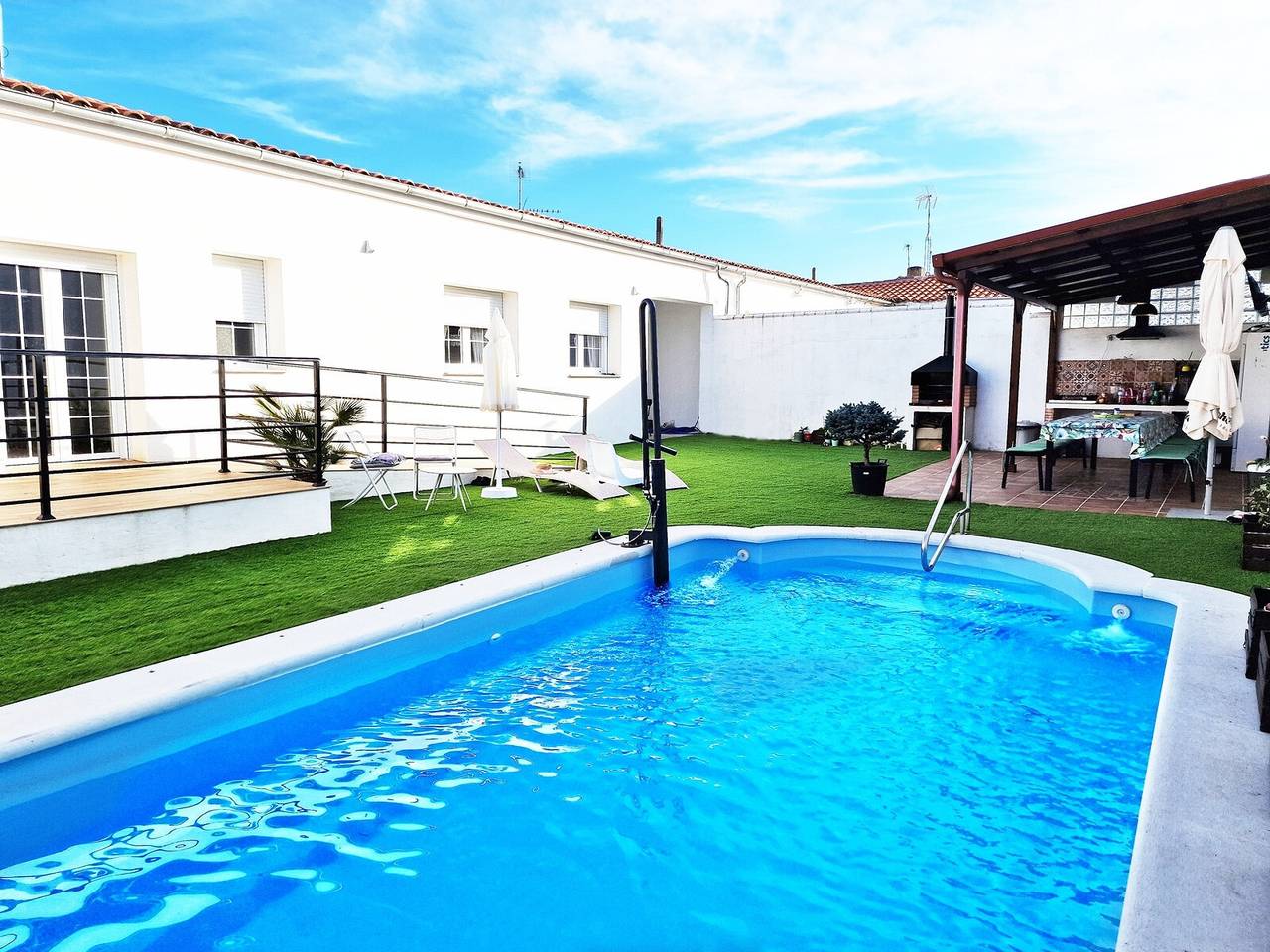 Maison Rurale 'Castillejo' avec Piscine Privée, Terrasse Privée et Wi-Fi in Pedrosillo de los Aires, Province de Salamanque