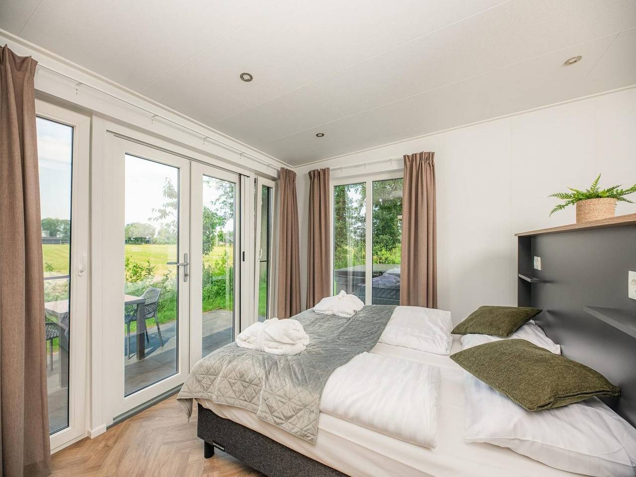 Overijssel Holiday Haven met bubbelbad in Rijssen, Sallandse Heuvelrug