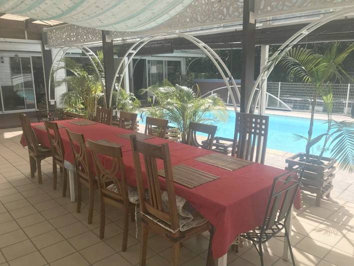 Chambre d’hôte pour 5 personnes, avec piscine ainsi que jardin et vue à Salazie - 4