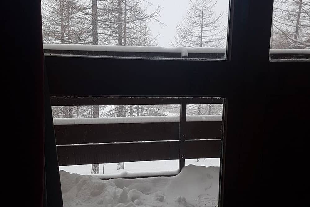 Entire apartment, 4 pers 25 m2 studio at isola 2000 in Isola 2000, Isola