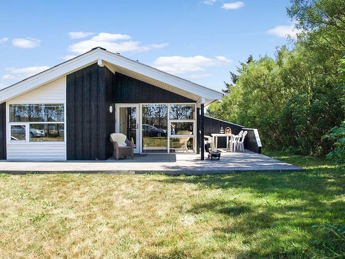 Ferienhaus für 6 Personen, mit Terrasse und Sauna in lønstrup