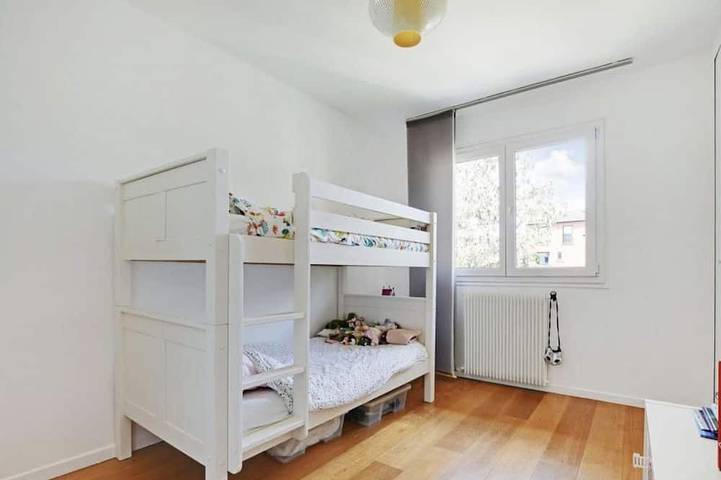 Maison Avec Jardin + Parking à 10 Minutes à Pied du Métro Mairie de Montreuil in Montreuil, Seine-Saint-Denis