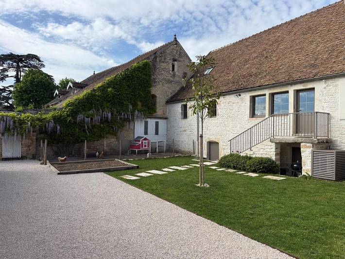 Location de vacances pour 4 personnes, avec jardin et vue à Meursault